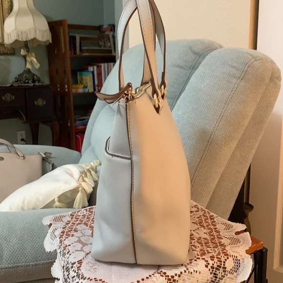 Anne Klein satchel - Picture 4 of 8